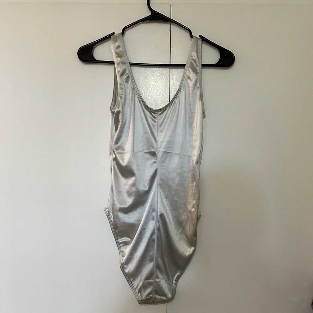 Vintage Gold Crown Label Victoria’s Secret Union Made Metallic Silver Swimsuit S - Picture 9 of 10